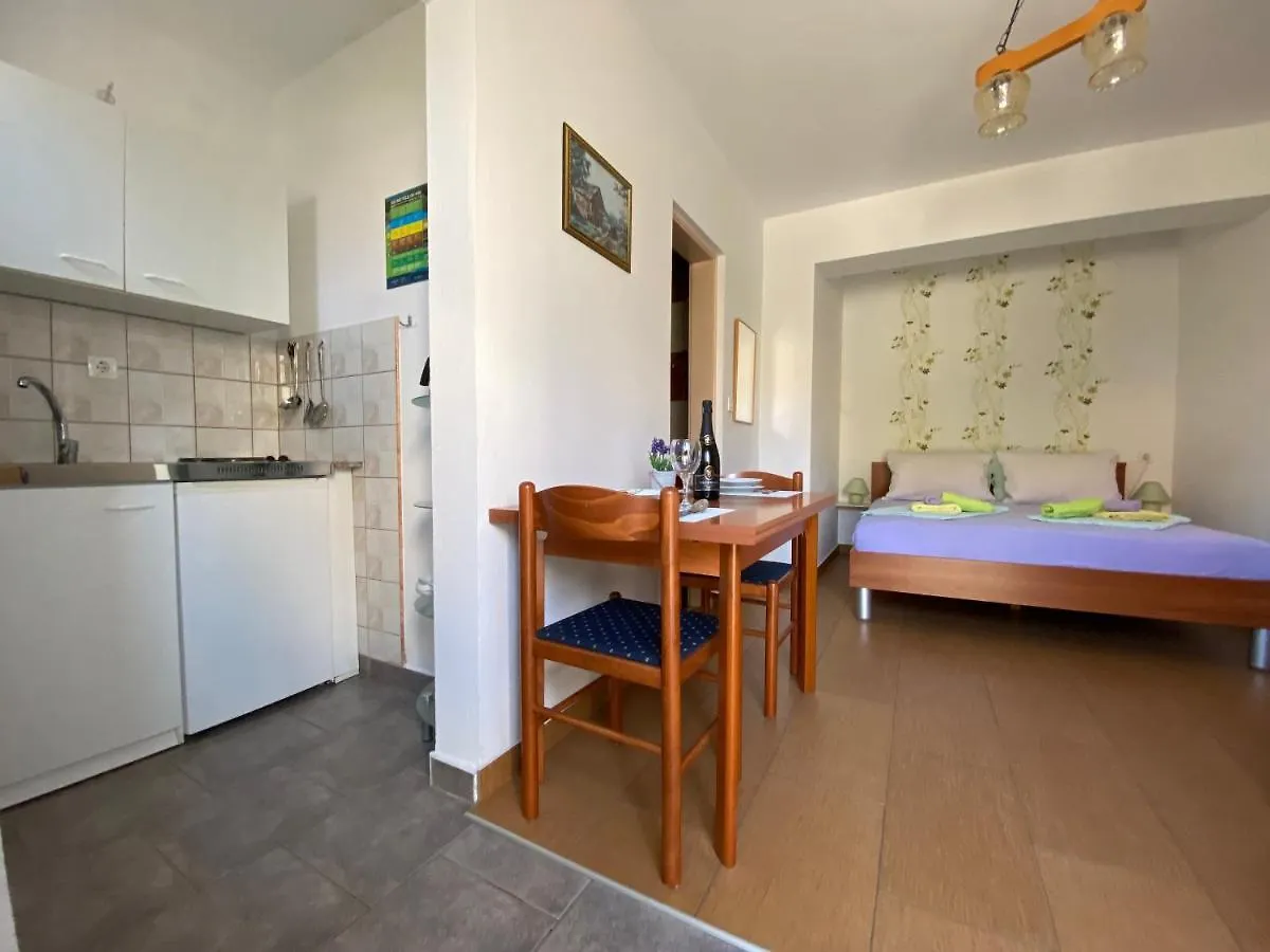 Guest House Dijana Krk Town Croatia