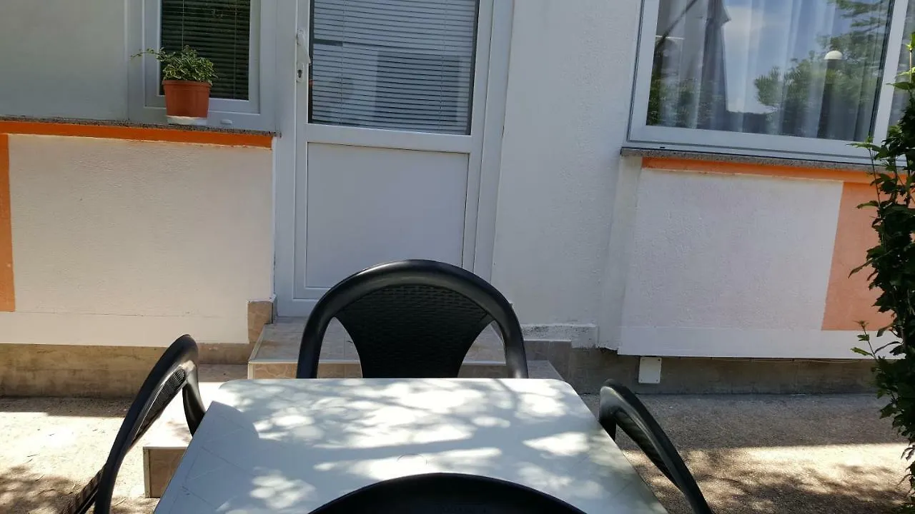 Guest House Dijana Krk Town 0*,  Croatia