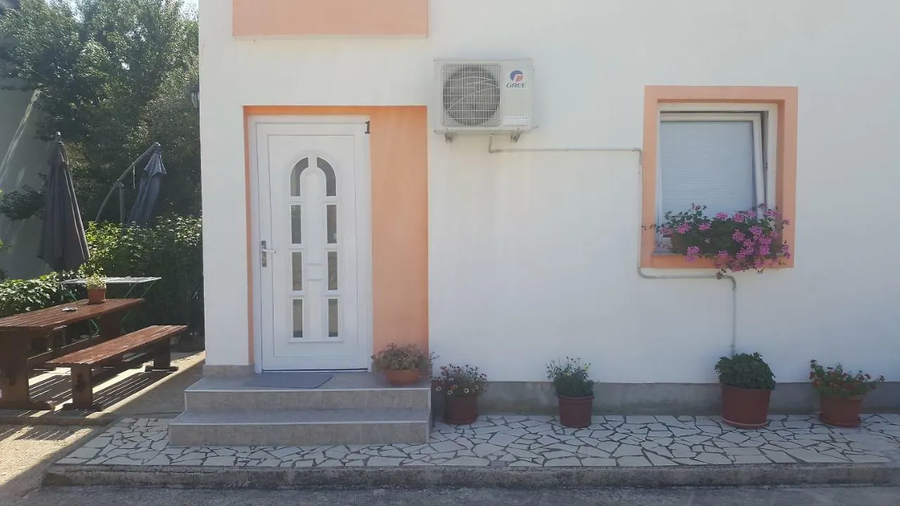 Guest House Dijana Krk Town