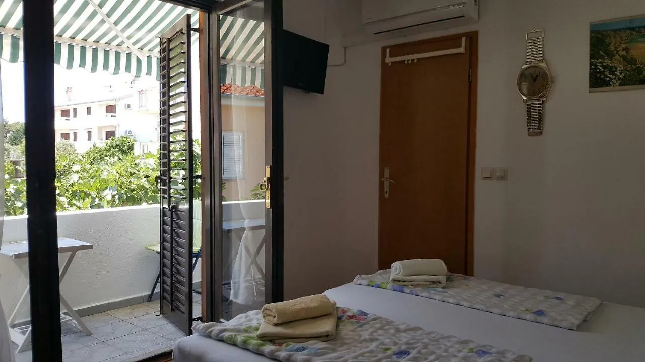 Guest House Dijana Krk Town