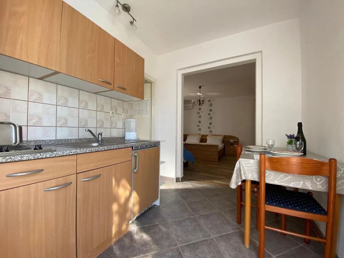 Guest House Dijana Krk Town