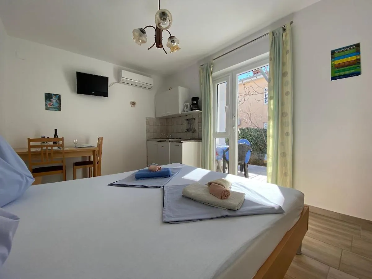 Guest House Dijana Krk Town