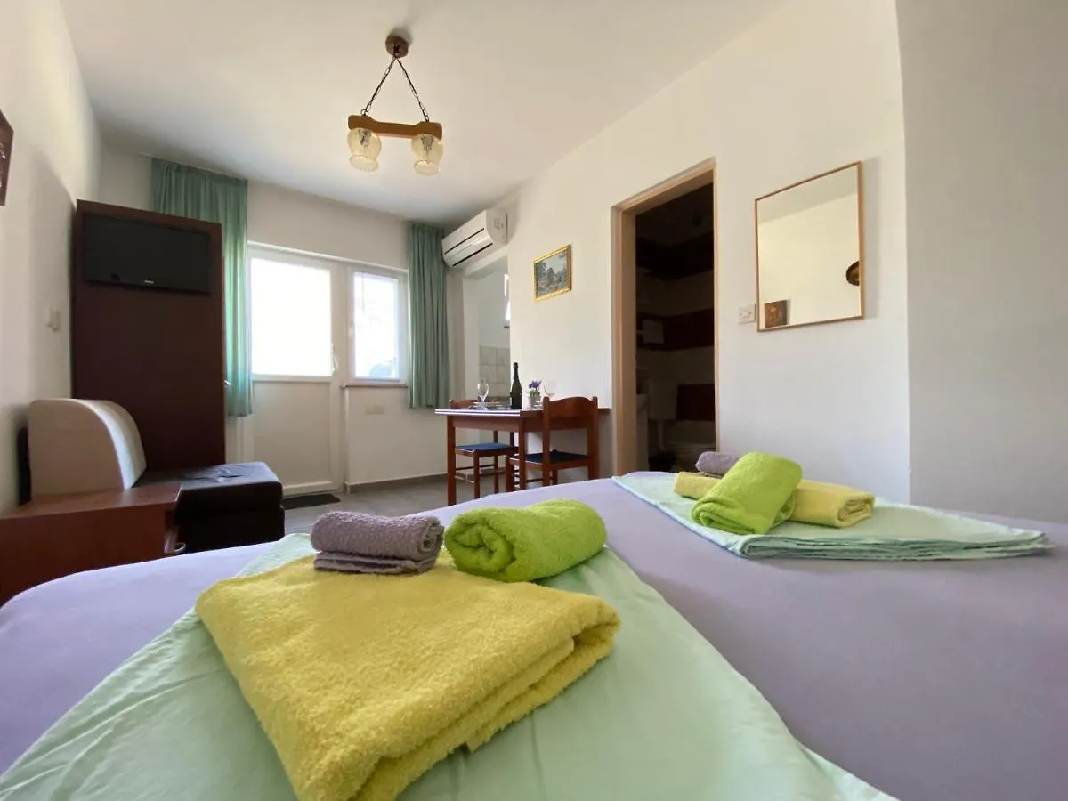 Guest House Dijana Krk Town Chorwacja